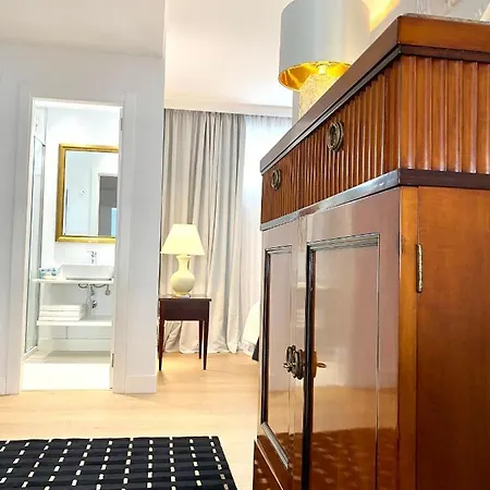 Villa Mondrian Luxury & Benalmádena
