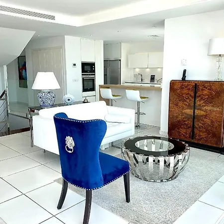 Villa Mondrian Luxury & Benalmádena